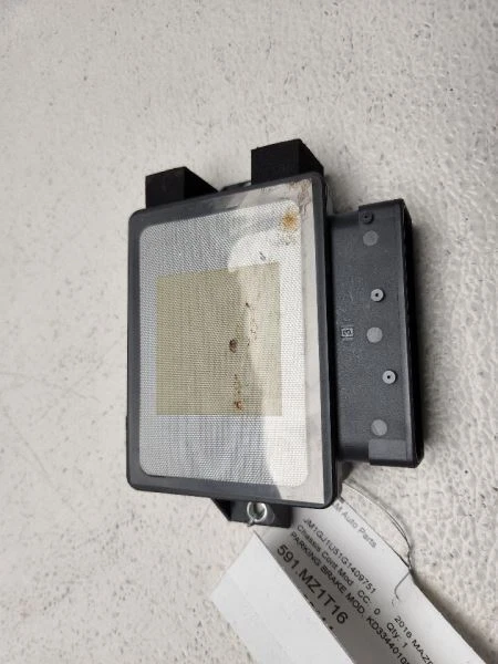 Módulo de freno de estacionamiento Mazda 6 ECM 2014-2016 OEM KD3344010D Foto 4 de 4