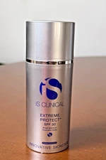 iS CLINICAL INNOVATIVE SKINCARE  Extreme Protect  Translucent SPF 40 – 100 g