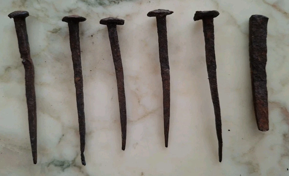 22 Anciens CLOUS en  Fer Forgé 6,5 cm Pour Restaurations à l'ancienne.  - Photo 4/4