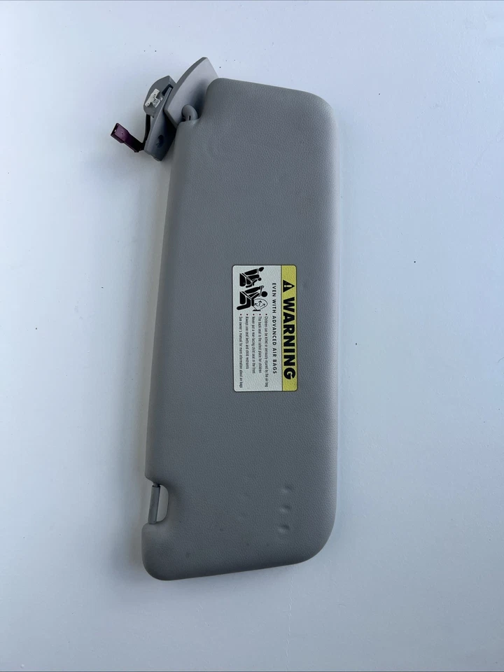 Оригинальный передний левый солнцезащитный козырек со стороны водителя для BMW 530i 525i 2004-2007 годов выпуска - Изображение 4 из 4