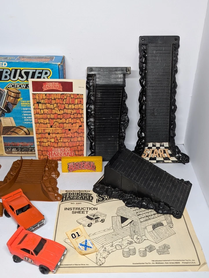 Juego Knickerboker 1981 vintage de los Duques de Hazzard Barnbusters no completo Foto 4 de 4