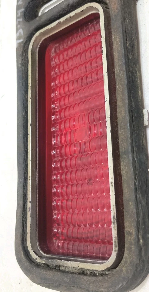 73-74 Chevy Chevrolet Nova SS б/у оригинальный производитель задняя линза заднего фонаря левая сторона водителя 5965745 #1 - Изображение 4 из 4