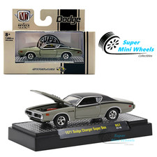 M2 Machines 1:64 - Detroit-Muscle - 1971 Dodge Charger Super Bee - R57 21-18