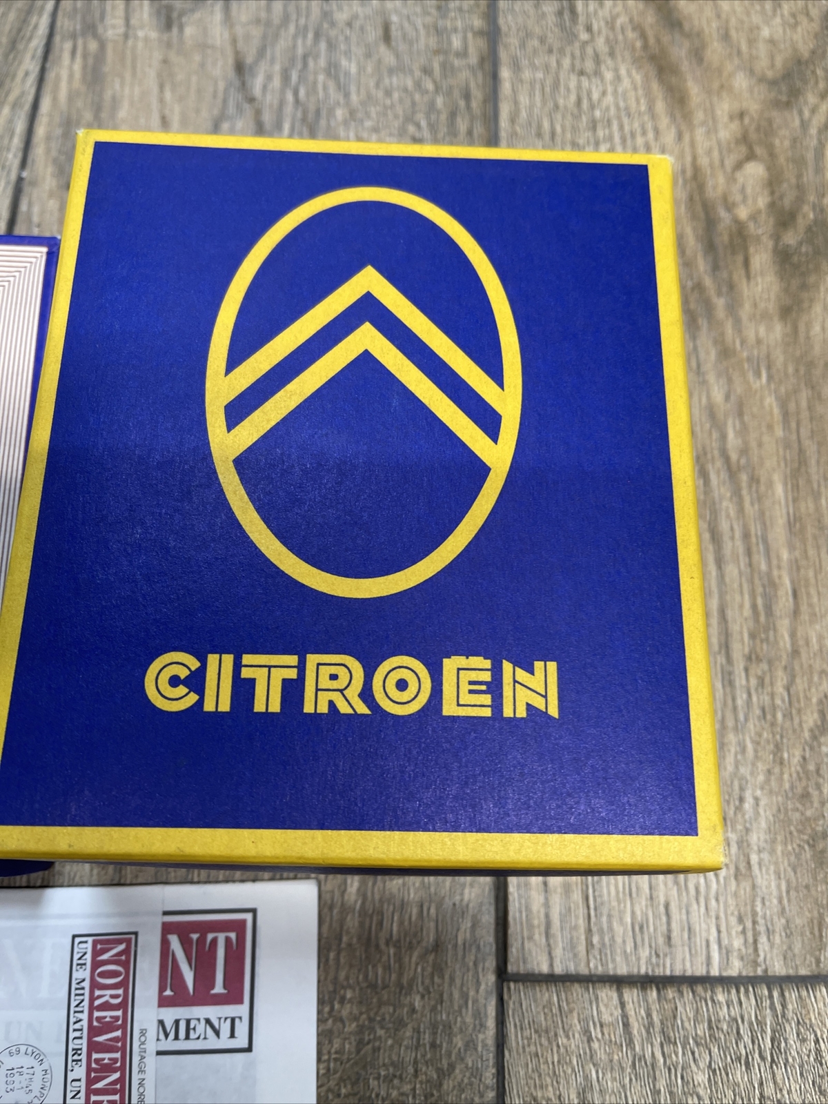 Miniature Norev Citroën 22 Huit Cylindres - Échelle 1:43 - Série Limitée Rare