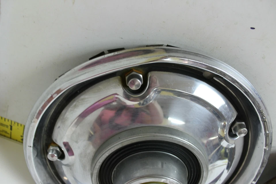 Used OEM GM Set 15" Hub Caps 03945076 00352925 1969-82 Jimmy Blazer Truck(3189SR - Image 3 of 4