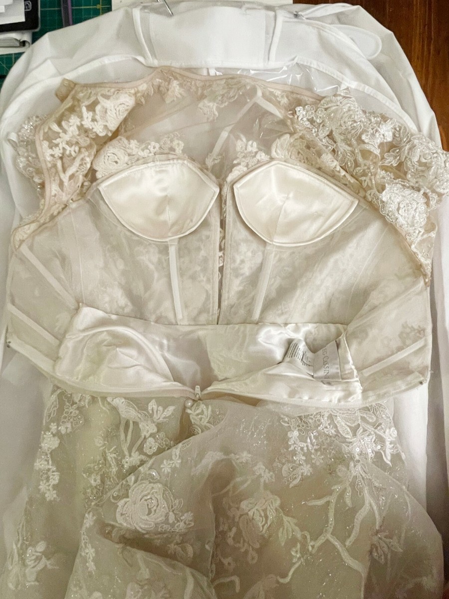 lace dress with sleeves for wedding Luxury Long-Sleeve Off-Shoulder Lace Wedding Dress with Cascading Train Plus Size Size 8 main image 1