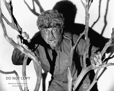 LON CHANEY, JR. IN ''THE WOLF MAN'' - 8X10 PUBLICITY PHOTO (EP-360)