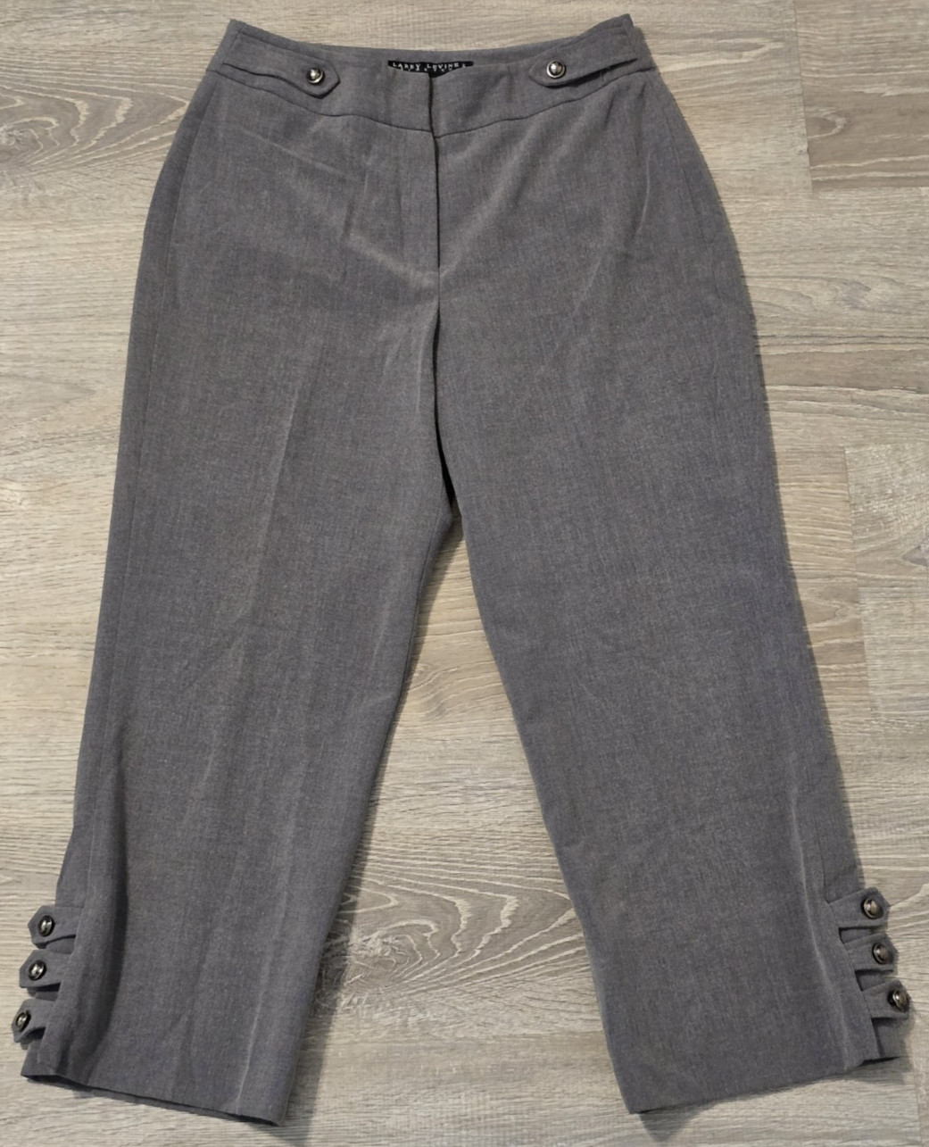 Larry Levine Stretch Women's Gray Capri Cropped Pants Size 4