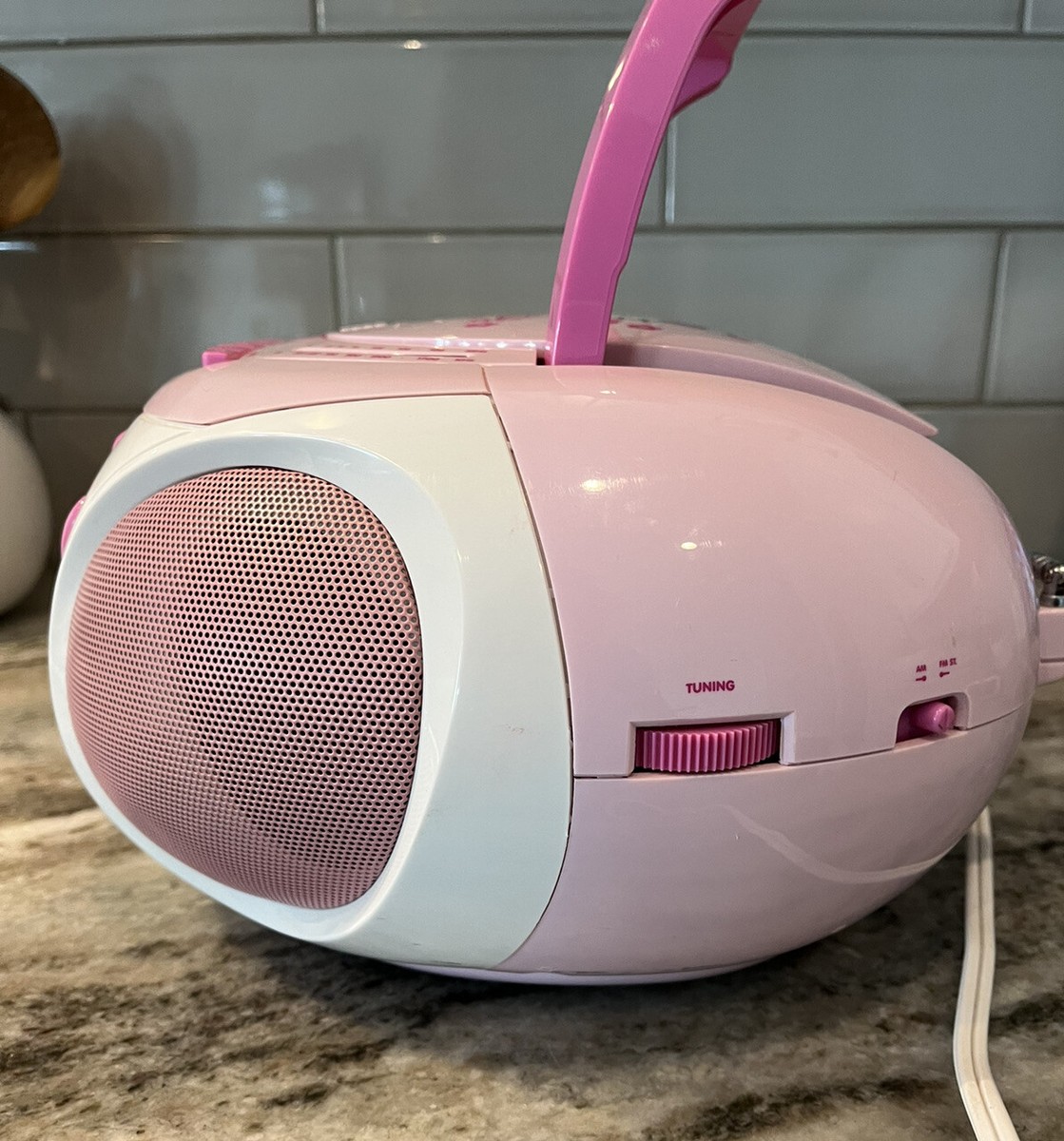2008 HELLO KITTY RÓŻOWY ODTWARZACZ CD BOOM BOX STEREO AM FM