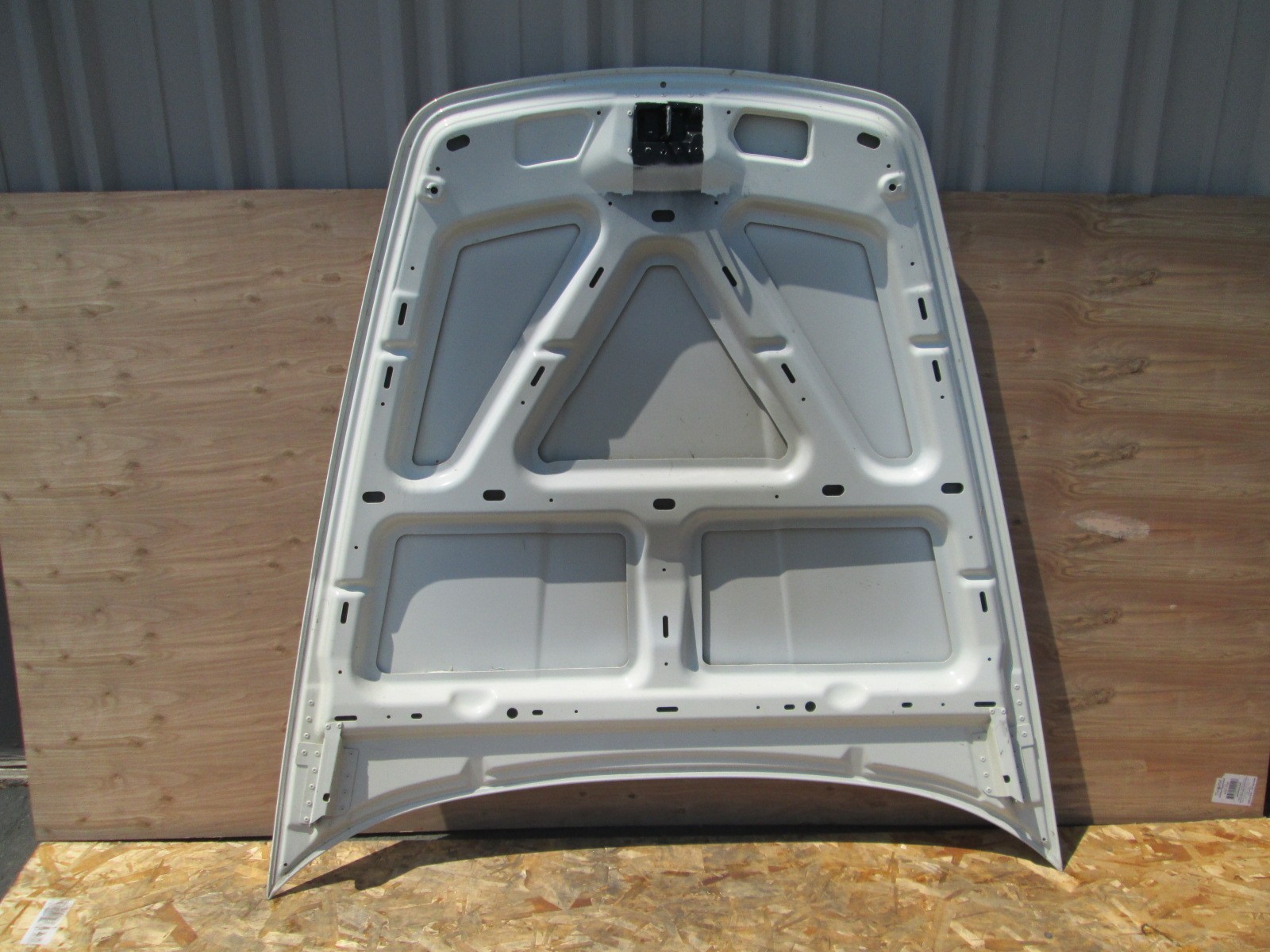 Maserati Quattroporte - Front Bonnet - Hood white # 67213600