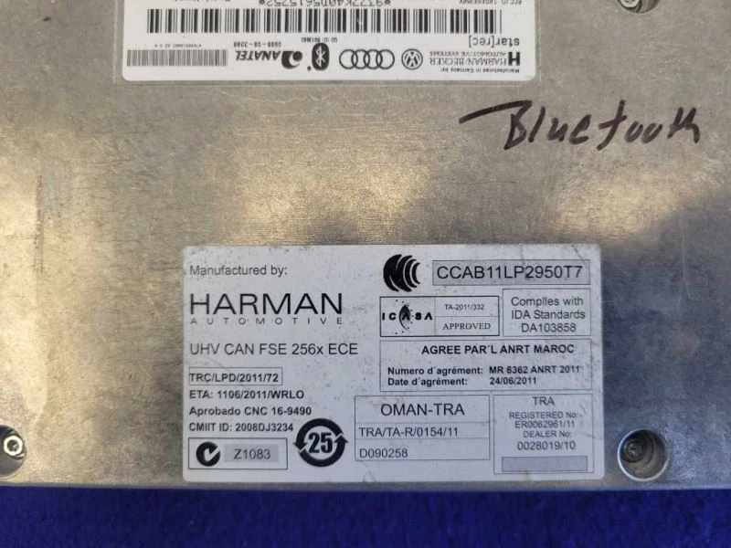 2014 Audi R8 V10 Coupe Bluetooth Control Module Unit 2136 - Image 2 of 4