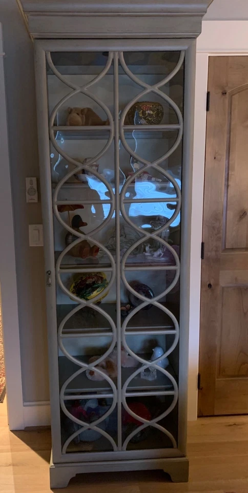 Vitrina Hooker Melange Curio Celeste Foto 2 de 2