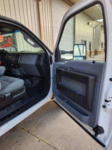 2016 Ford F-350 Super Duty XL Pickup 4D 6 3/4 ft - Picture 18 of 25