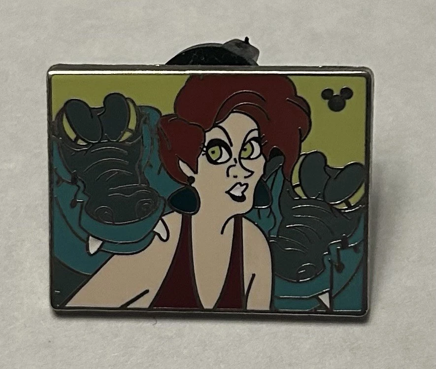 Disneyland - Madame Medusa Brutus & Nero - Villains w/ Pets - Hidden Mickey Pin