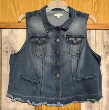 EST. 1946 Denim plus Sz 22/24W Sleeveless Frayed Hem Med Wash Jean Vest D7