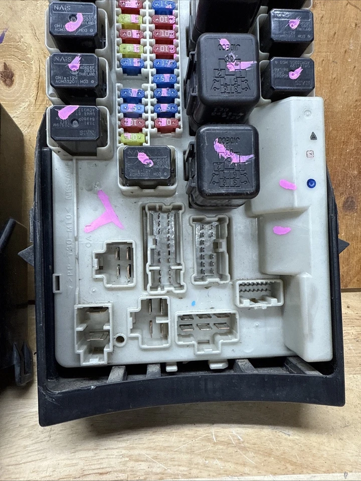 2003-2005 Nissan 350z Infiniti G35 Cpe IPDM Engine Room Controller 284B7-AQ006 Foto 2 de 4