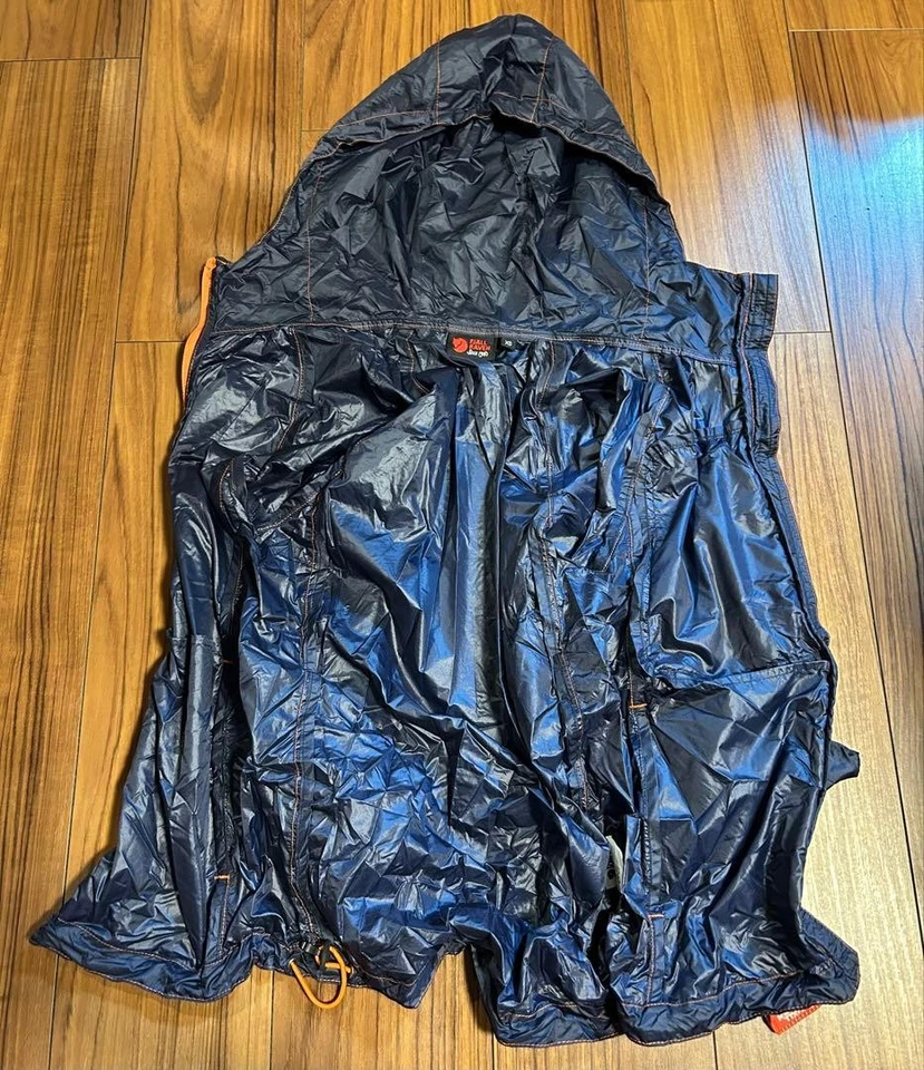 Fjall Raven Men XS Navy Nylon Jacket Compact Storage Limited Edition Popular ite - Image 2 of 2