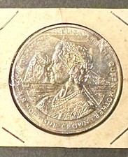 Gibraltar 1980 QE2 The Queen Mother commemorative One Crown coin XF scarce unc