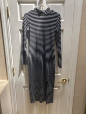 Women "NWT “Wild Fable" blk/white strips long sleeve midi sweater dress. Size M.