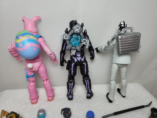 FORTNITE Legendary 6” Action Figures Rabbit Raider Wildcard Skull Trooper Extras - Picture 7 of 8