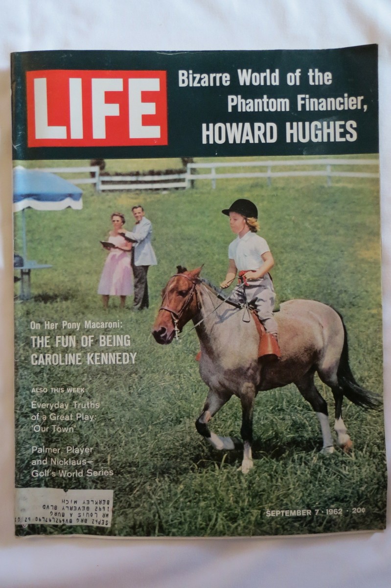 LIFE MAGAZINE SEPTEMBER 7 (1962 CAROLINE KENNEDY COVER