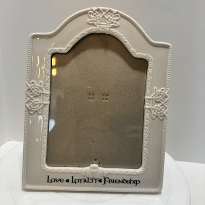 Vtg Russ Berrie Porcelain Picture Frame Love Loyalty Friendship Claddagh 5x7