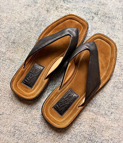 Salvatore Ferragamo Men’s Leather Thong Sandals Black/Brown Slip-On D US 9
