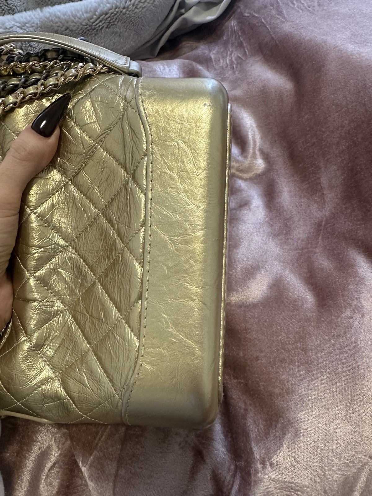 Authenticated Chanel Small Metallic Lambskin Gabr… - image 5
