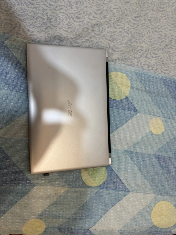 pc portatile Come Nuovo Usato Pochissime Volte Basta Riformattarlo - Immagine 4 di 4