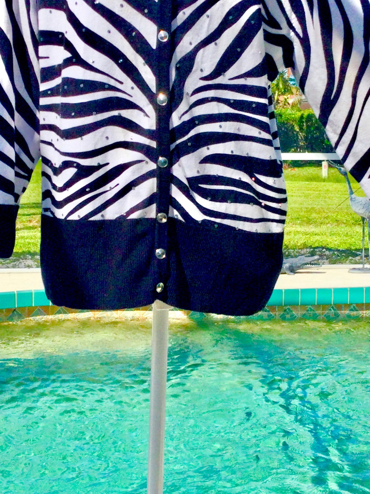 WHBM Black,White DRAMATIC Zebra Beaded Front LITE… - image 4