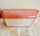 Vintage Pyrex Pink Scroll 575 B Space Saver Baking Dish, 2 Qt, with metal cradle — photo 4
