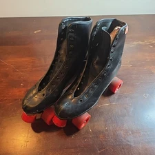 Vintage Chicago Black Roller Skates Size 8 with Red wheels Red Tag See Photos