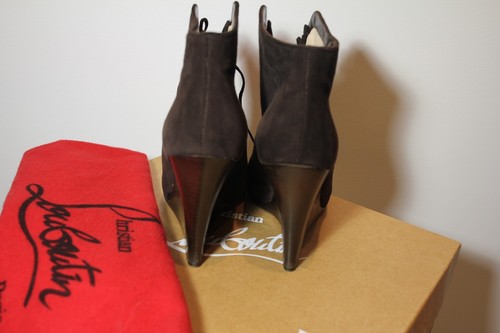 AUTHENTIC Christian Louboutin Chaperon Brown Suede Leather Ankle Boots/Size 36 - Picture 7 of 9