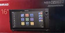 Simrad NSS16 evo3S Chartplotter/Fishfinder MFD  000-15404-001