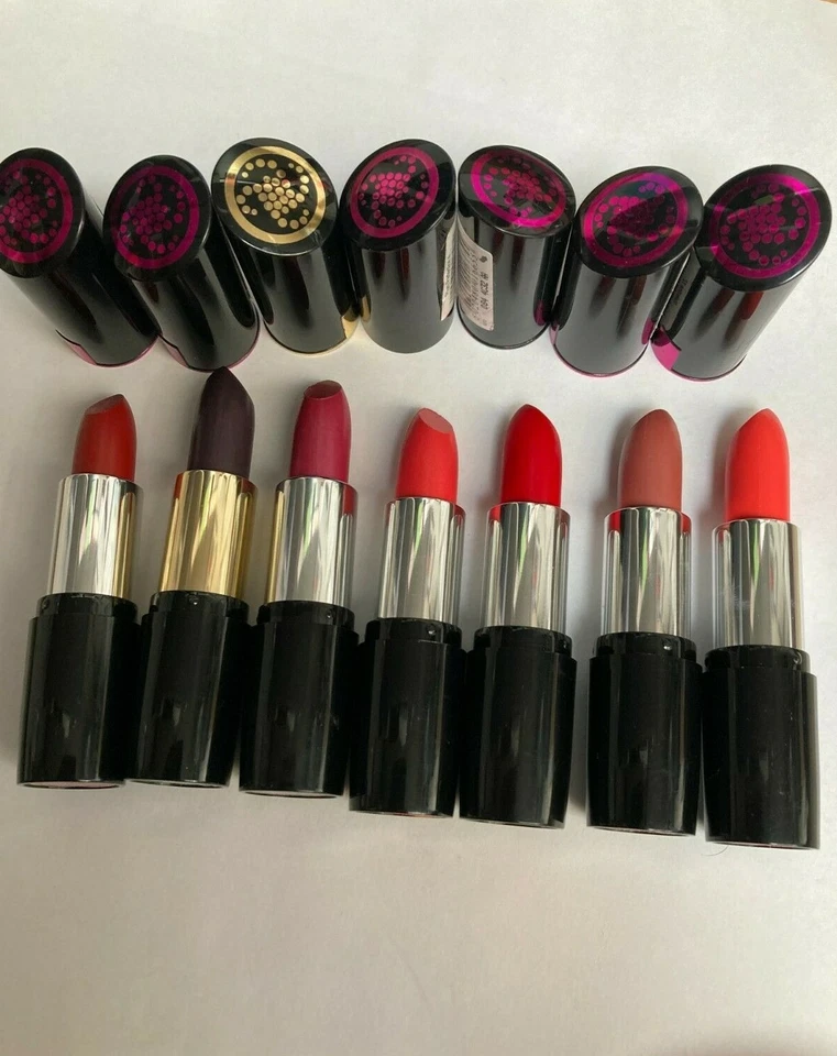 COLLECTION Sammlung Lippenstifte *Wählen Sie Ihren Farbton*