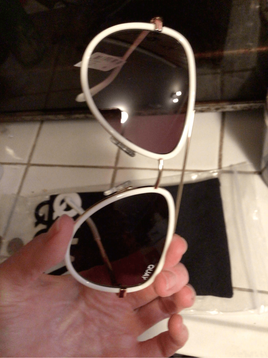 NEW! Rare Quay all in mini white aviators ALL IN MINI Small Pilot Sunglasses with Gradient Lenses – QUAY main image 3