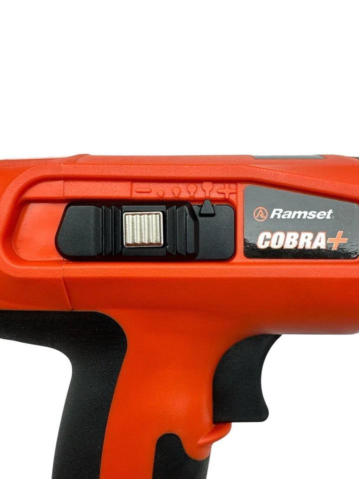 Herramienta semiautomática accionada por polvo Ramset Cobra+ calibre 0,27 16942 (OB) Foto 4 de 4