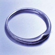 Size 7.25, vintage southwestern Sterling 925 silver wedding ring, band