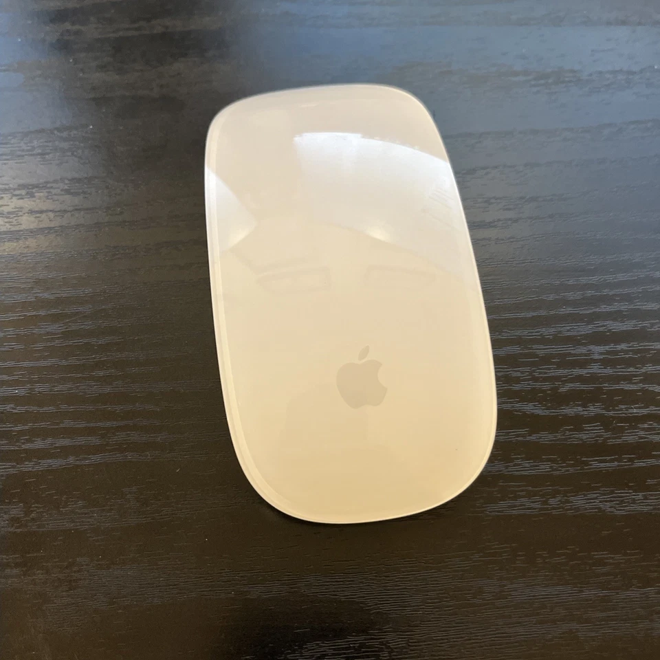 Apple Magic Mouse 2 with Lightning Cable A1657 - Silver White MK2E3AM/A - Image 3 of 4