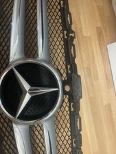 MERCEDES-BENZ C CLASS W205 2015-2017 GENUINE FRONT BUMPER GRILL A205880 Complete