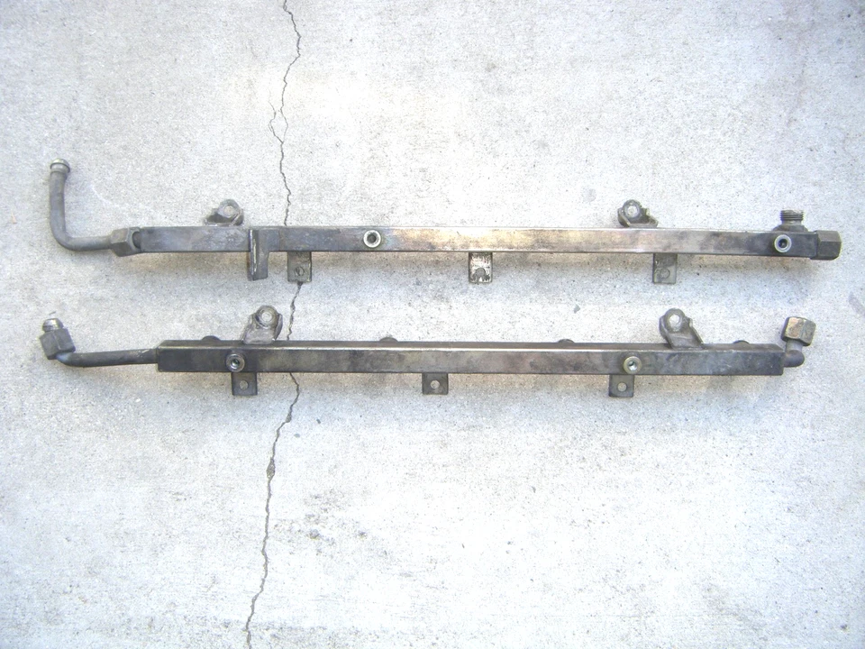 Juego de rieles inyectores de combustible Porsche 928 s4 S 1989 Foto 3 de 3