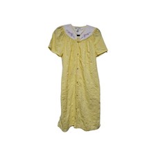 Vintage Cottagecore Yellow Housecoat Robe Floral Embroidered Small.