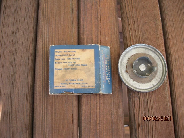 AC VINTAGE 53-54 CHRYSLER DeSOTO DODGE (CARS) PLYMOUTH GASOLINE TANK CAP NOS - Image 3 of 3