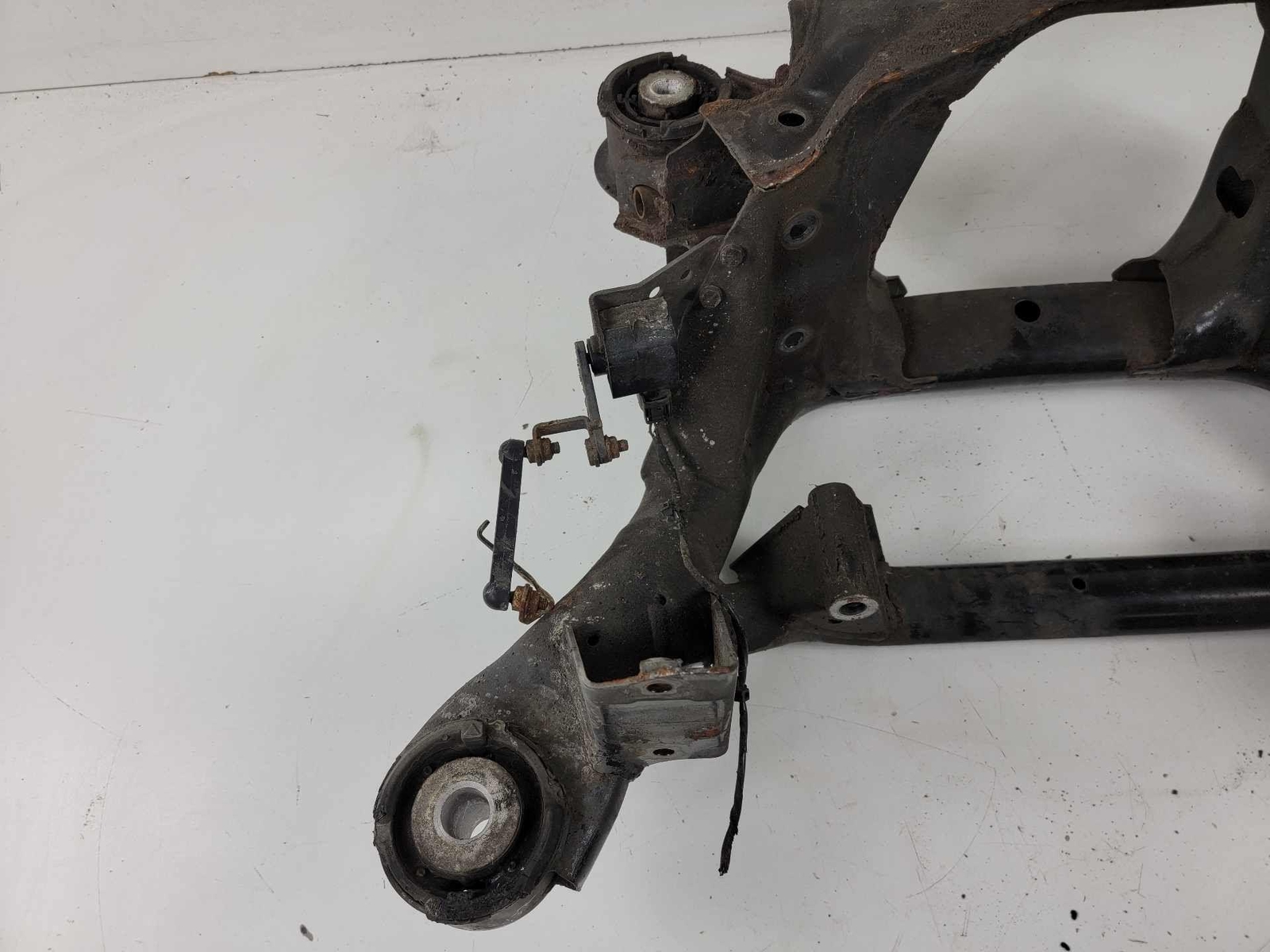 01-06 BMW M3 E46 Rear Subframe/Crossmember OEM# 33312282490 | eBay 