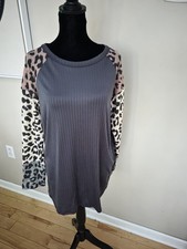 Multi color leopard print shirt Sz M new