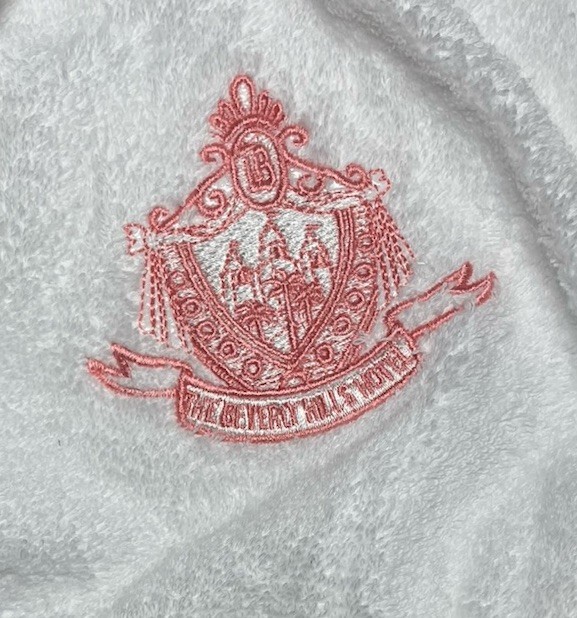 Sold out rare Beverly Hills Hotel & Bungalows Signature Pink White Robe Vintage image 3