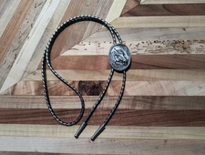 Vintage 1987 Siskiyou Bolo Tie Horse Head Silver Tone Oval Western 870300 