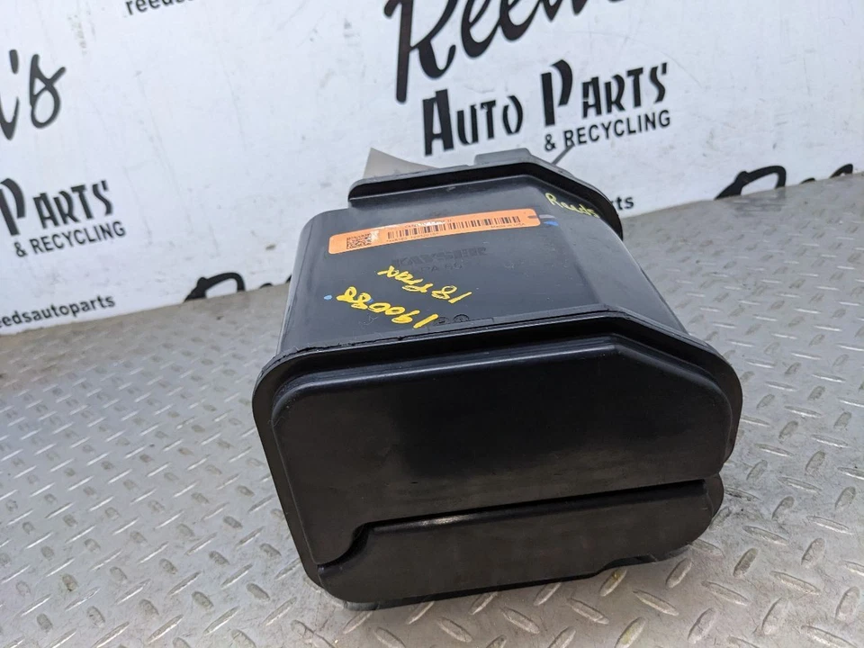 2013-2018 TOYOTA RAV4 2.5L L4 GÁS COMBUSTÍVEL VAPOR EVAP FILTRO DE CARVÃO CANIST 1165396 - Imagem 3 de 4