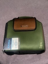 Bolsa refrigeradora suave aislada Kanga paquete de 12 latas de cerveza y seltzer Kase Mate Woody NUEVO