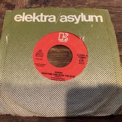 QUEEN Another One Bites The Dust; Don t Try Suicide US EX 7  Vinyl Free UK Post